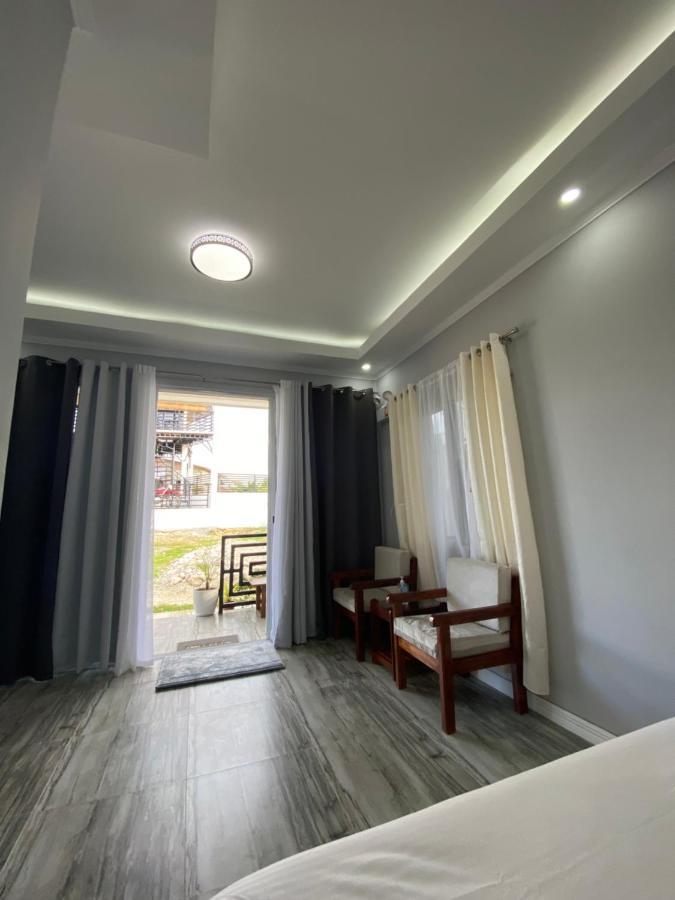 Palm View Moalboal Hotel Exterior photo